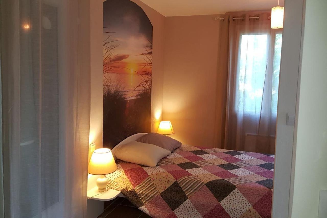 Logement Avec Piscine, Classe 3 Etoiles, De 42 M2 Tout Confort Au Calme Pour Un Couple Cahuzac-sur-Vère Exterior foto